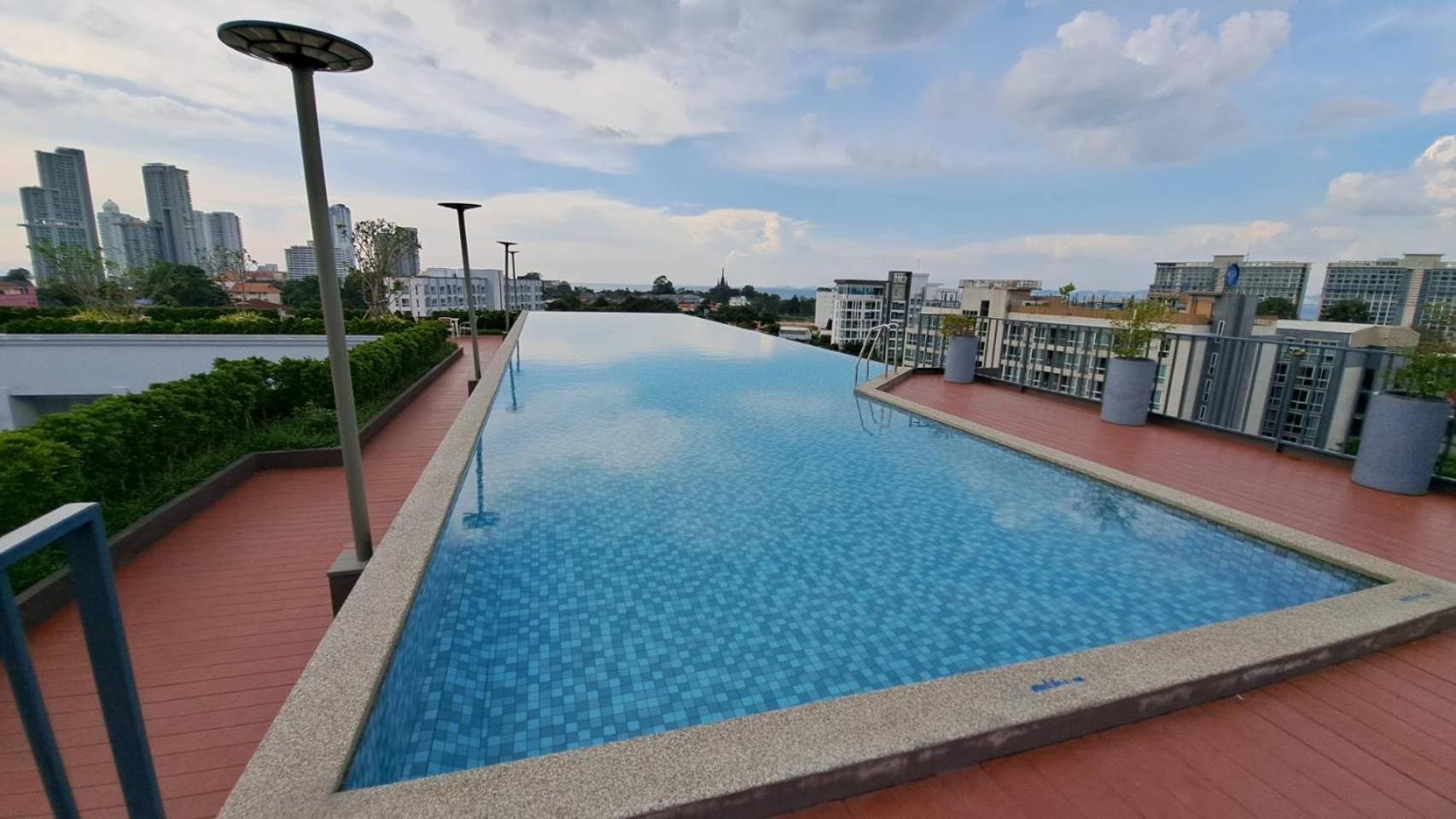 Deco Pattaya Hotel North Pattaya Exterior foto